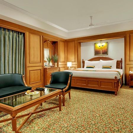 Hotel India Awadh Lucknow Zewnętrze zdjęcie