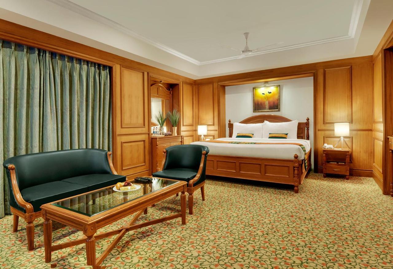 Hotel India Awadh Lucknow Zewnętrze zdjęcie